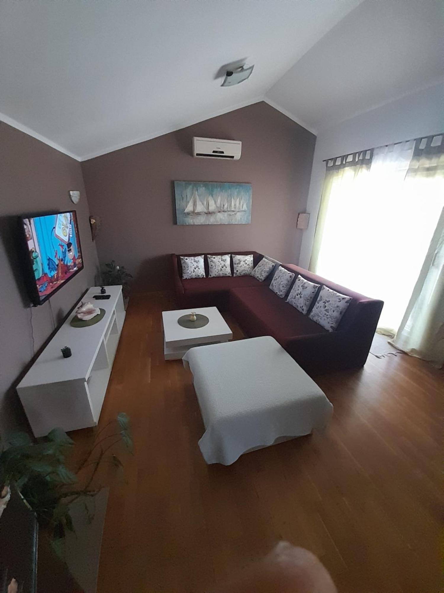 Apartment Dukic Свети-Филип-и-Яков Экстерьер фото